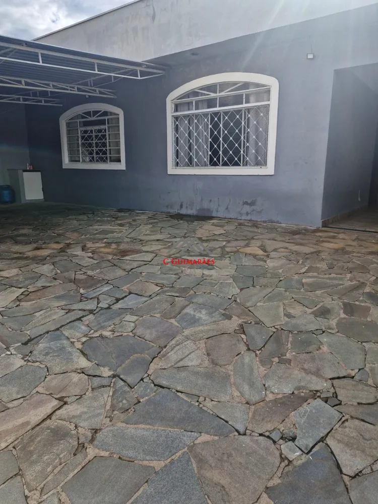 Casa, 5 quartos, 200 m² - Foto 1