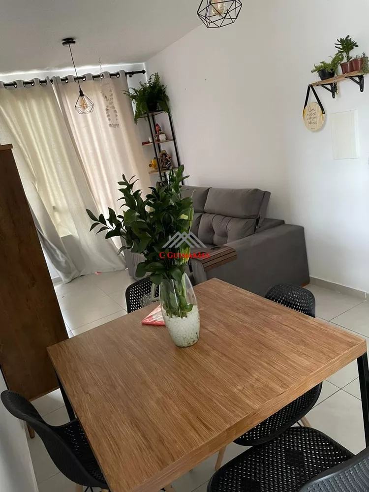 Apartamento à venda com 2 quartos, 45m² - Foto 2