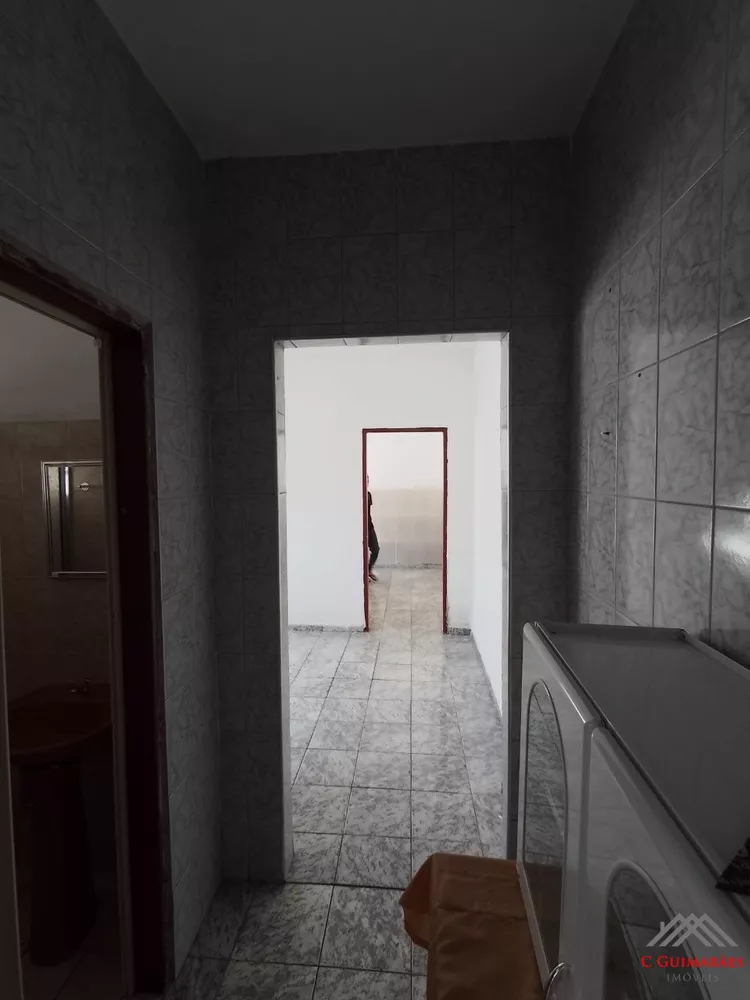 Casa, 2 quartos, 200 m² - Foto 1