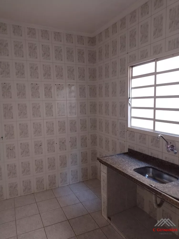 Casa, 2 quartos, 200 m² - Foto 2
