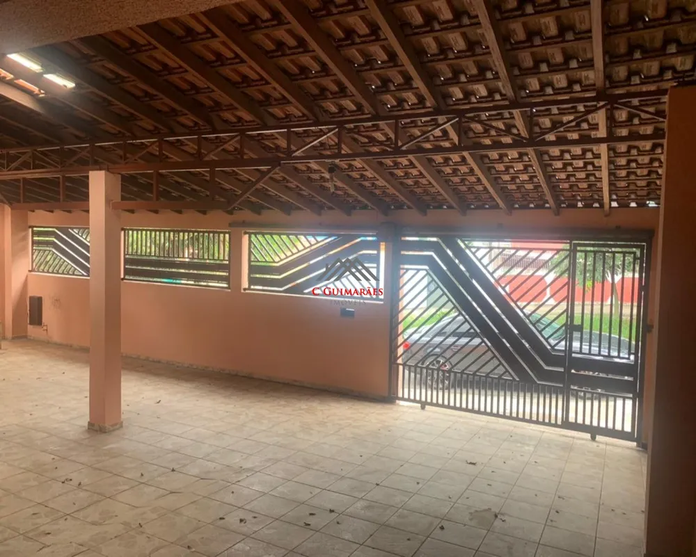 Casa, 3 quartos, 239 m² - Foto 1