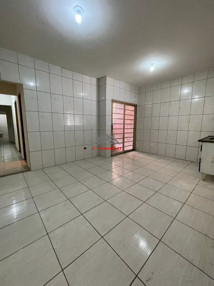 Casa, 3 quartos, 175 m² - Foto 1