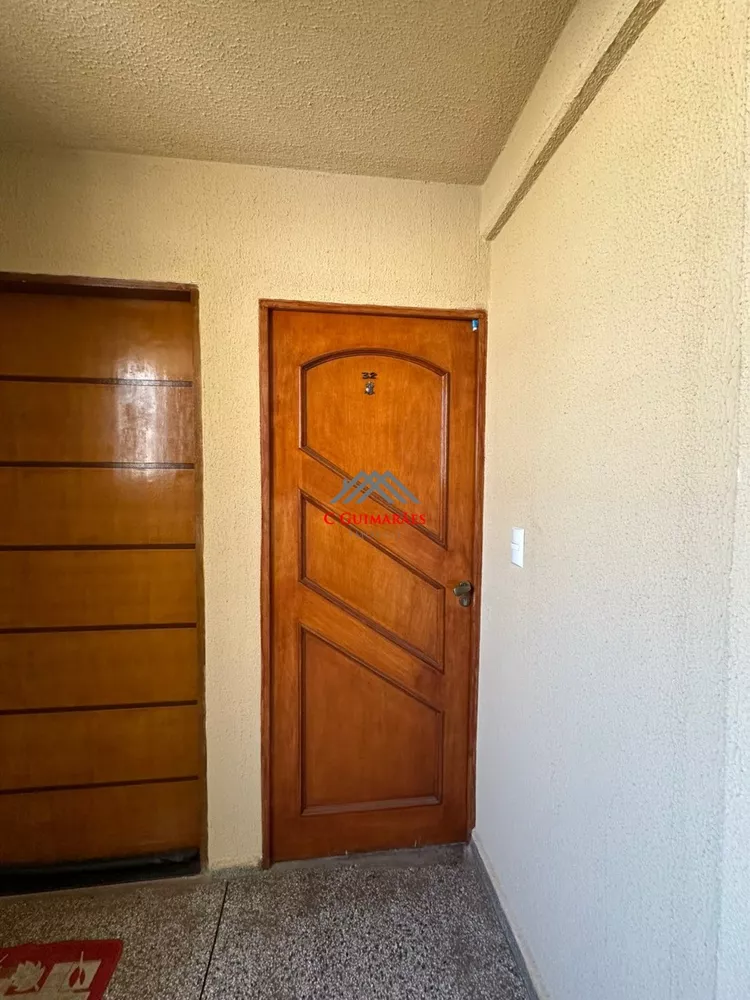 Apartamento à venda com 2 quartos, 57m² - Foto 2