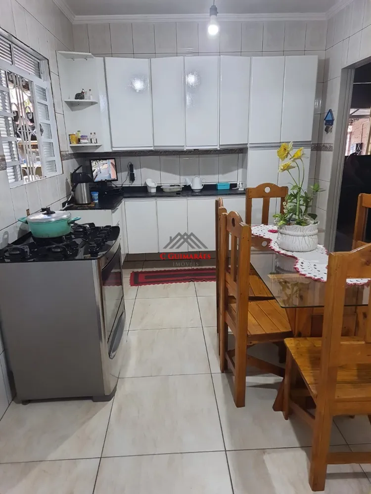 Casa, 3 quartos, 130 m² - Foto 2