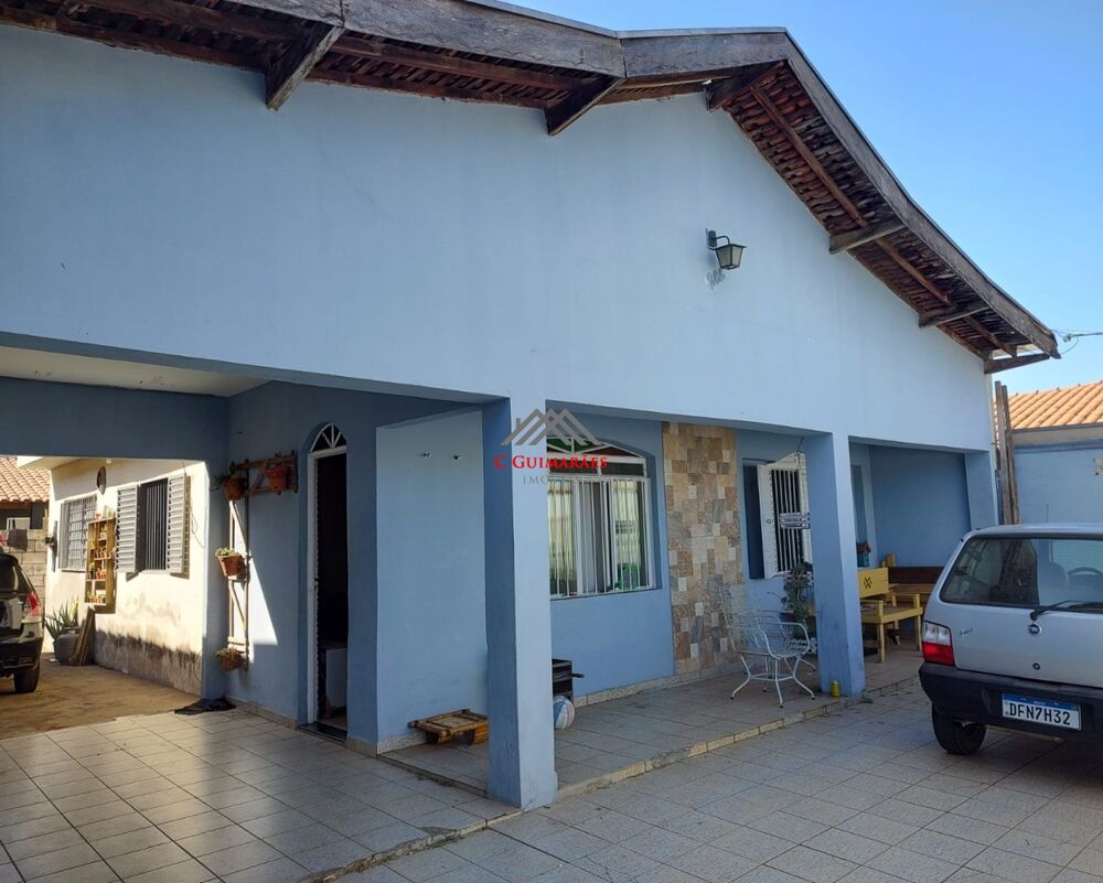 Casa à venda com 3 quartos - Foto 1