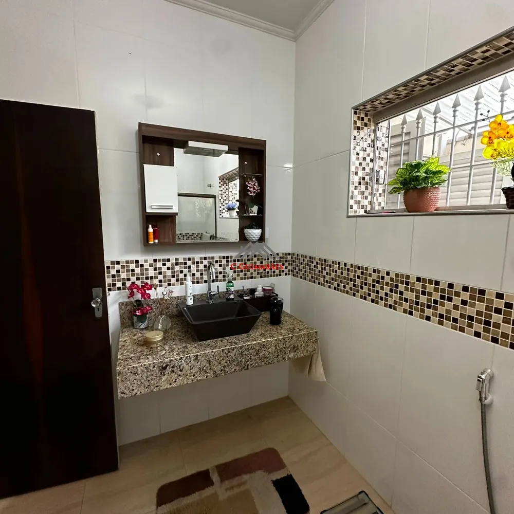 Casa, 3 quartos, 242 m² - Foto 10