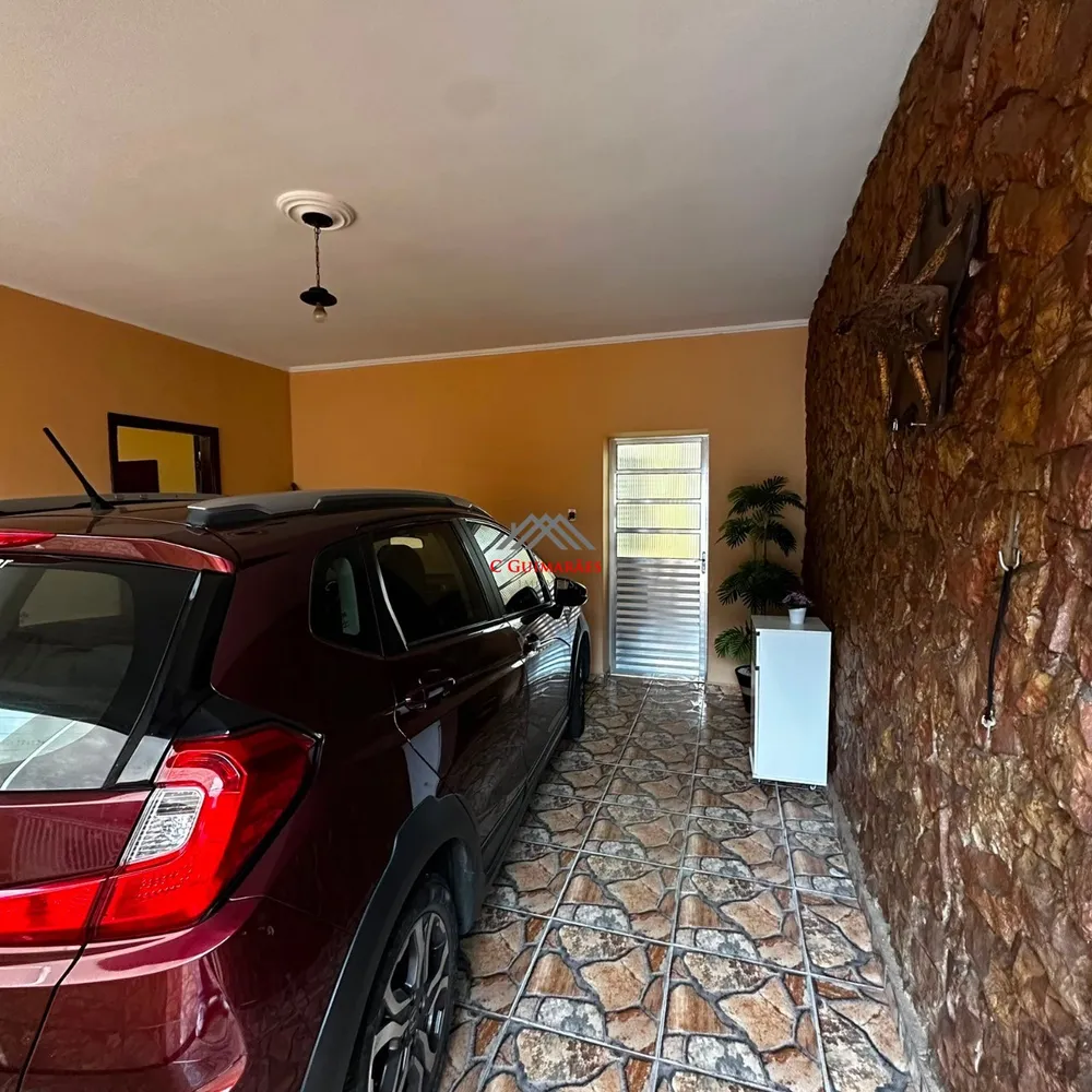 Casa, 3 quartos, 242 m² - Foto 2