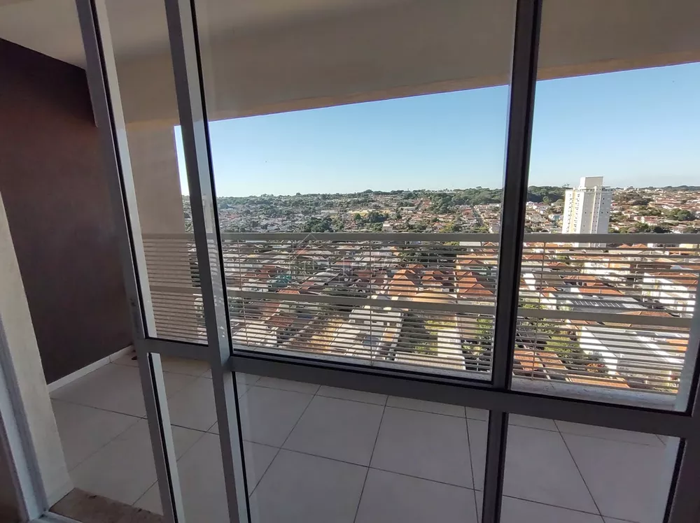 Apartamento à venda com 2 quartos, 80m² - Foto 3