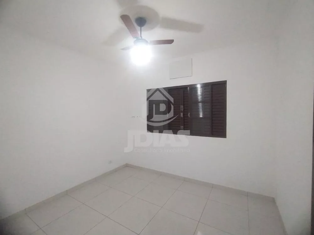 Casa, 4 quartos, 250 m² - Foto 2
