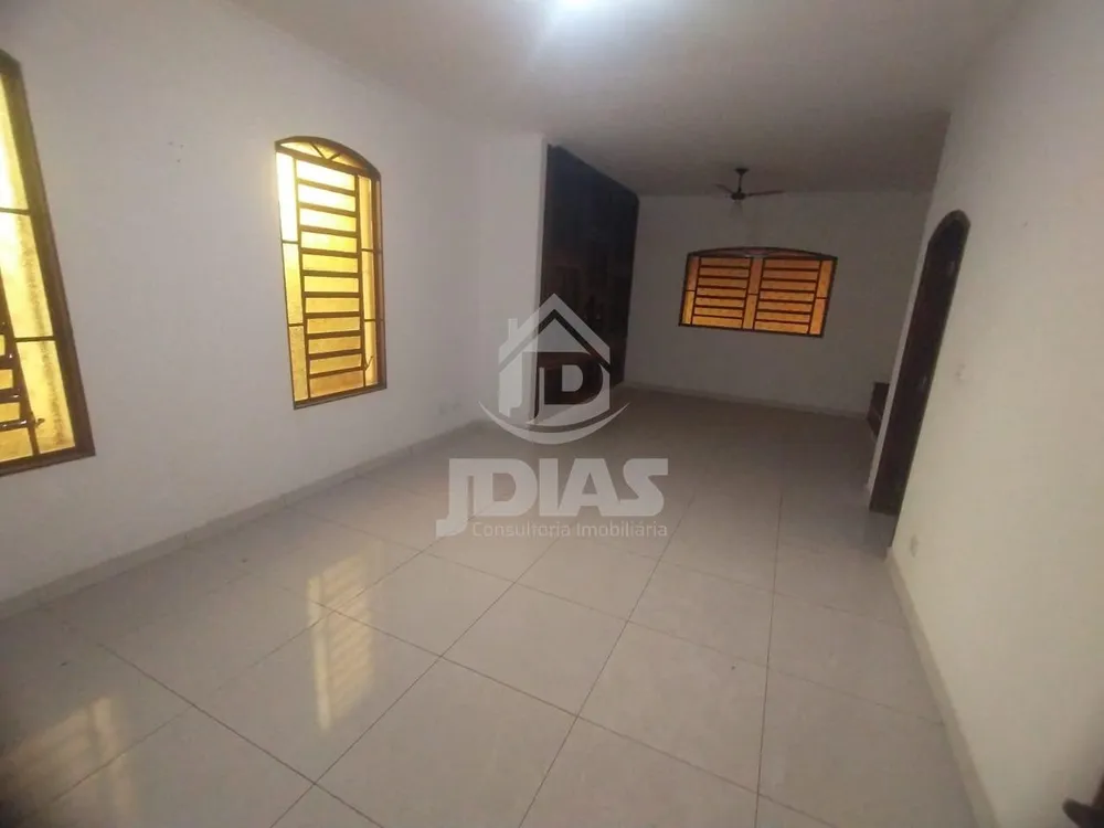 Casa, 4 quartos, 250 m² - Foto 9