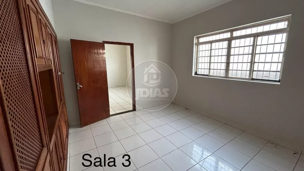 Casa, 3 quartos, 295 m² - Foto 3