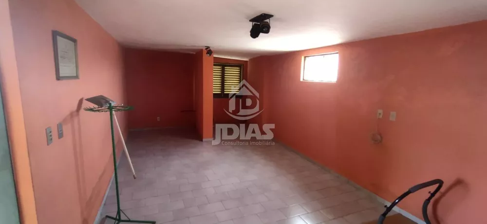 Casa, 4 quartos, 250 m² - Foto 22