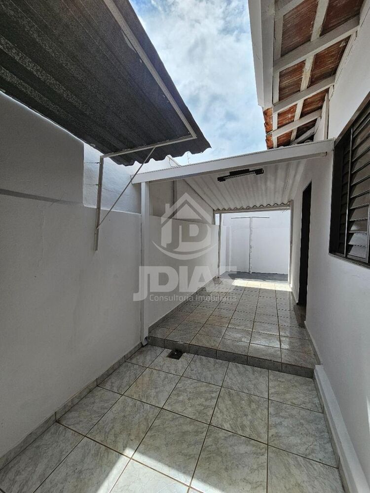 Casa para alugar com 3 quartos, 168m² - Foto 10