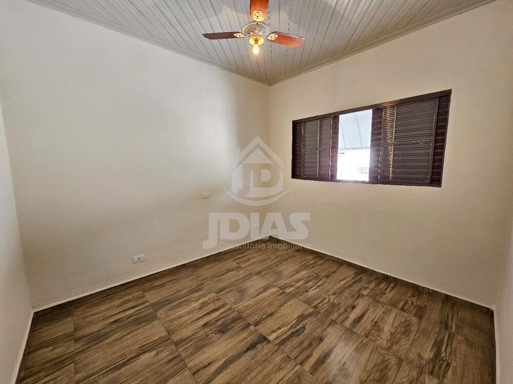 Casa para alugar com 3 quartos, 168m² - Foto 5
