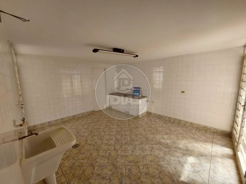 Casa, 3 quartos, 200 m² - Foto 2