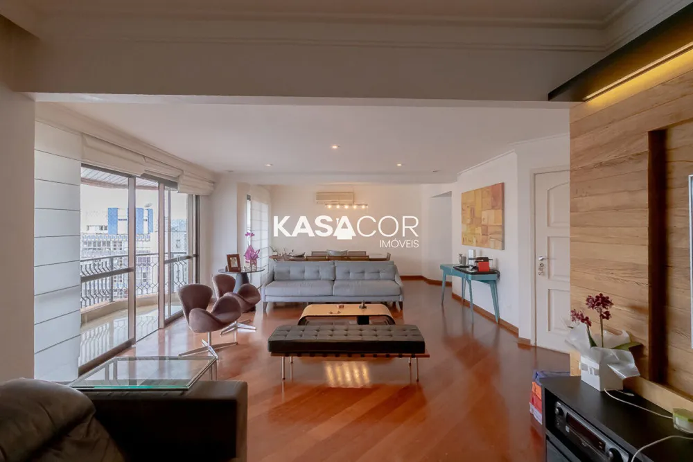 Apartamento, 3 quartos, 158 m² - Foto 1