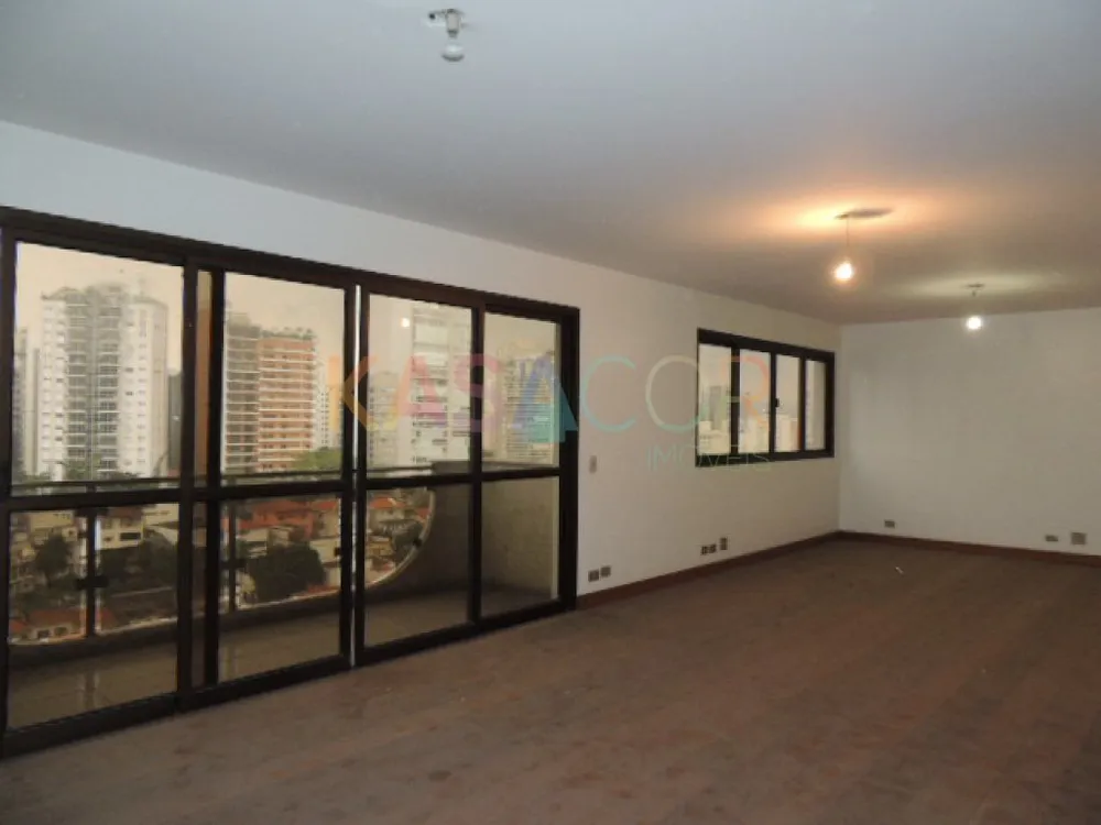 Apartamento, 3 quartos, 228 m² - Foto 2
