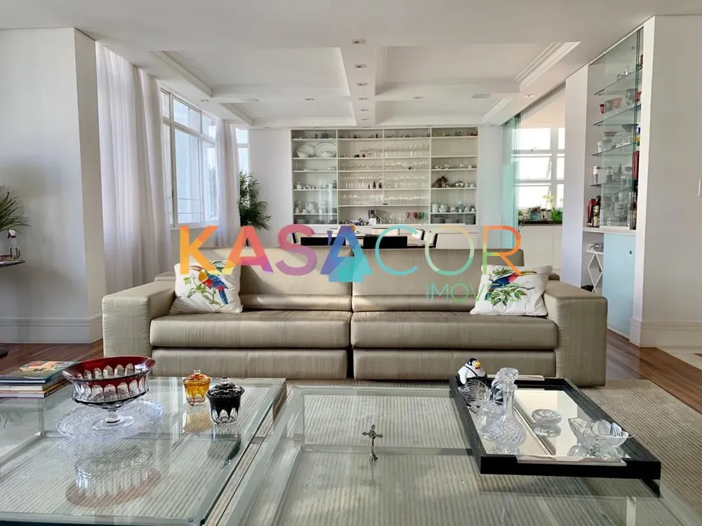 Apartamento, 3 quartos, 280 m² - Foto 1