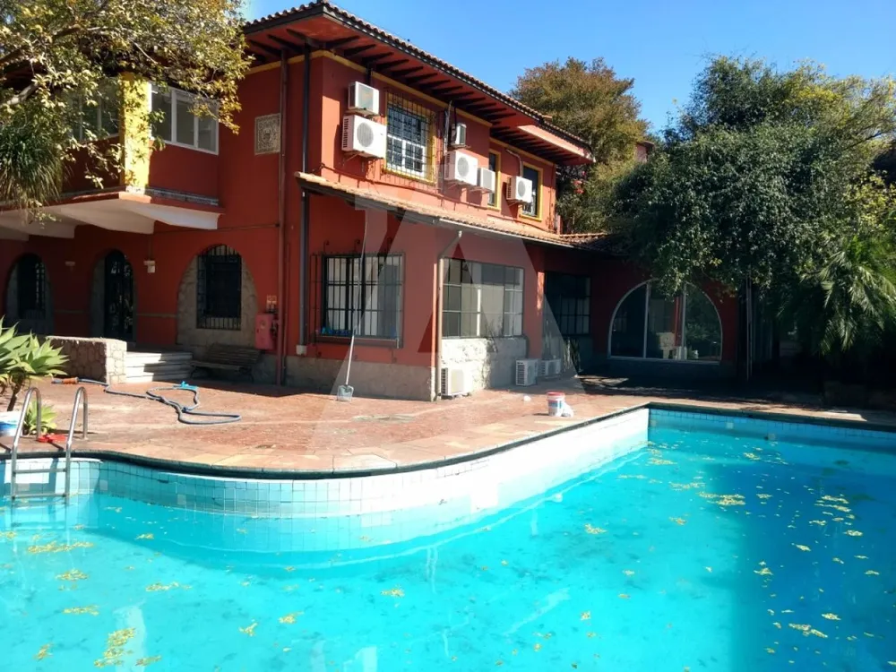 Sobrado, 10 quartos, 850 m² - Foto 1