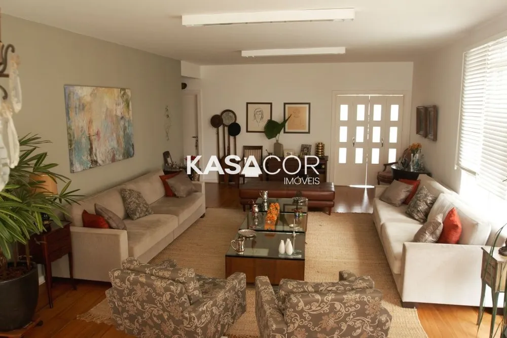 Apartamento, 3 quartos, 260 m² - Foto 2