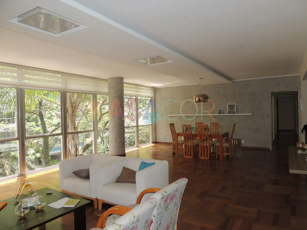Apartamento, 3 quartos, 260 m² - Foto 1