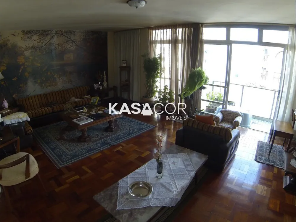 Apartamento, 3 quartos, 200 m² - Foto 1