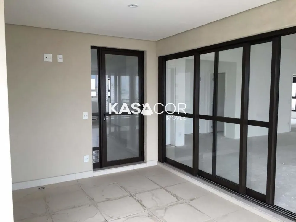 Apartamento, 3 quartos, 228 m² - Foto 4