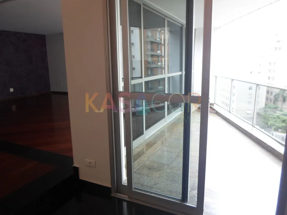 Apartamento, 3 quartos, 220 m² - Foto 4