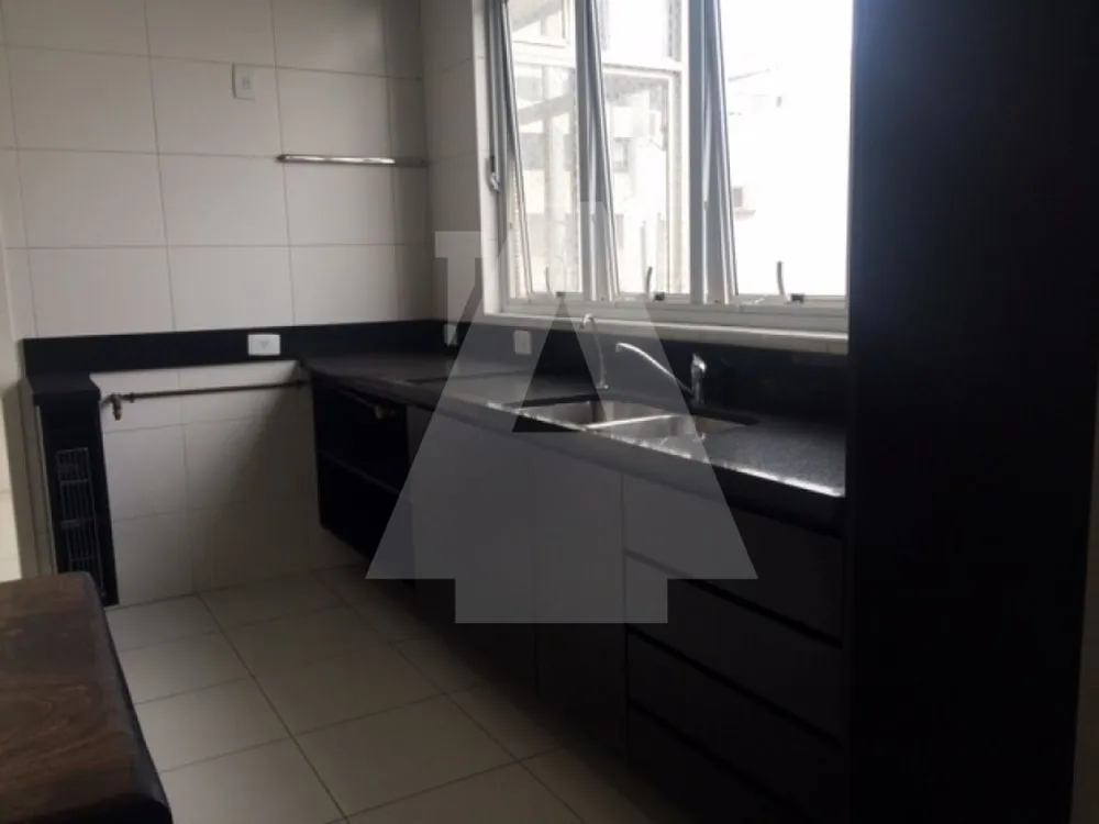 Apartamento, 3 quartos, 240 m² - Foto 4