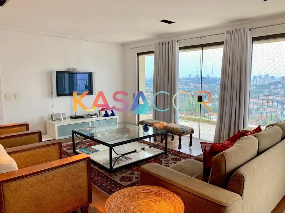 Apartamento, 3 quartos, 220 m² - Foto 1