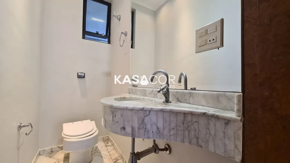 Apartamento, 3 quartos, 240 m² - Foto 1