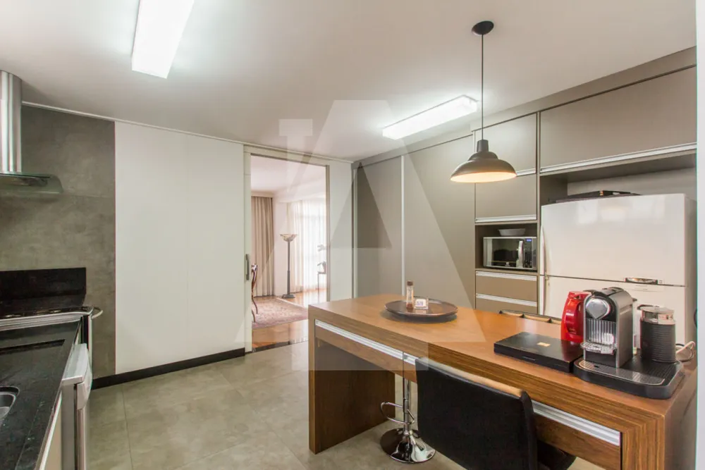 Apartamento, 3 quartos, 260 m² - Foto 4