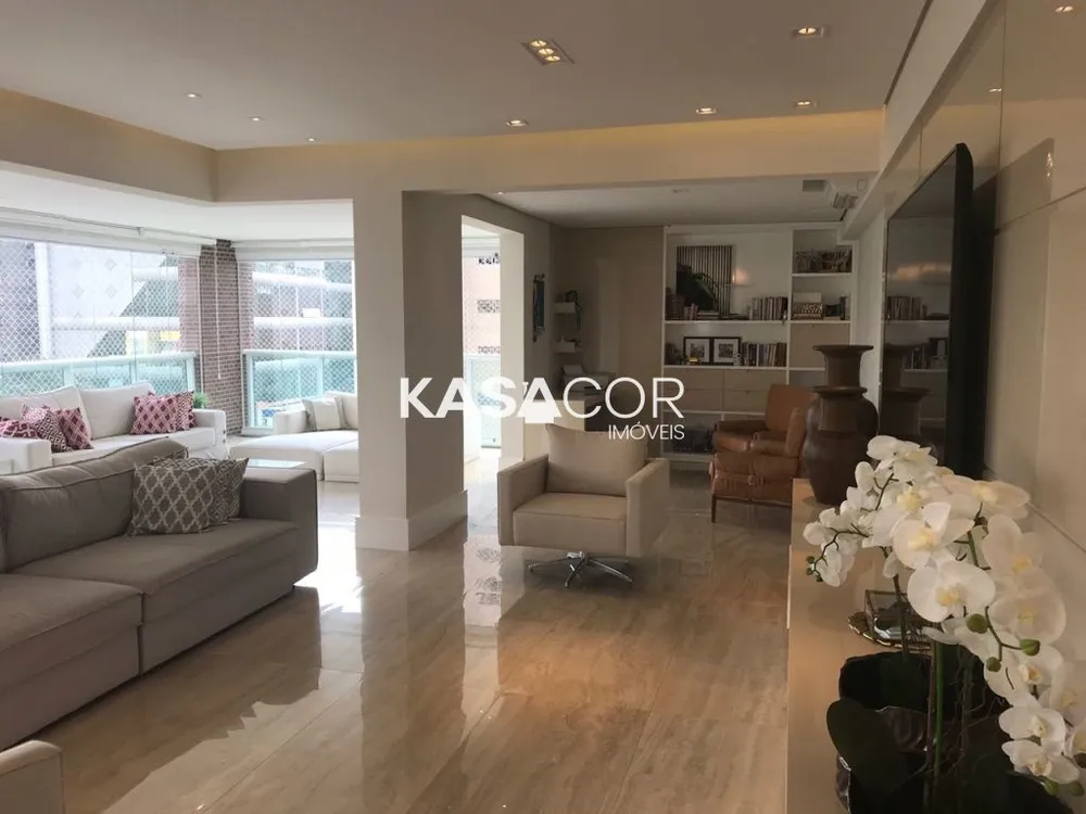 Apartamento, 3 quartos, 260 m² - Foto 1