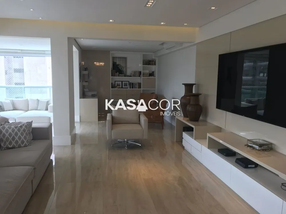 Apartamento, 3 quartos, 260 m² - Foto 3