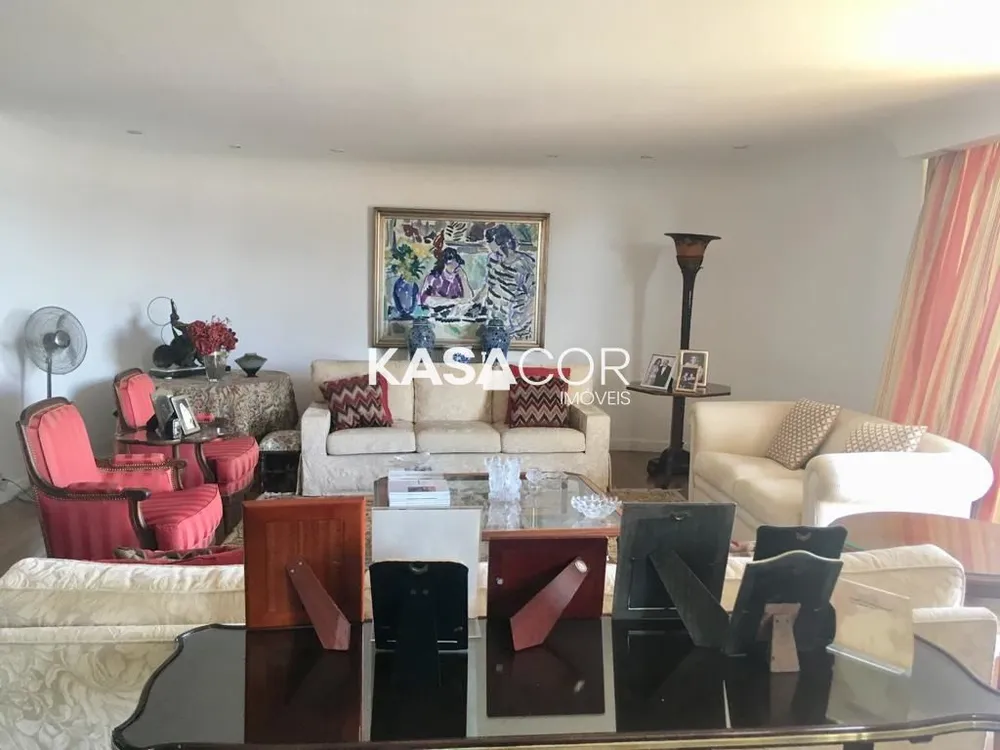 Apartamento, 3 quartos, 258 m² - Foto 1