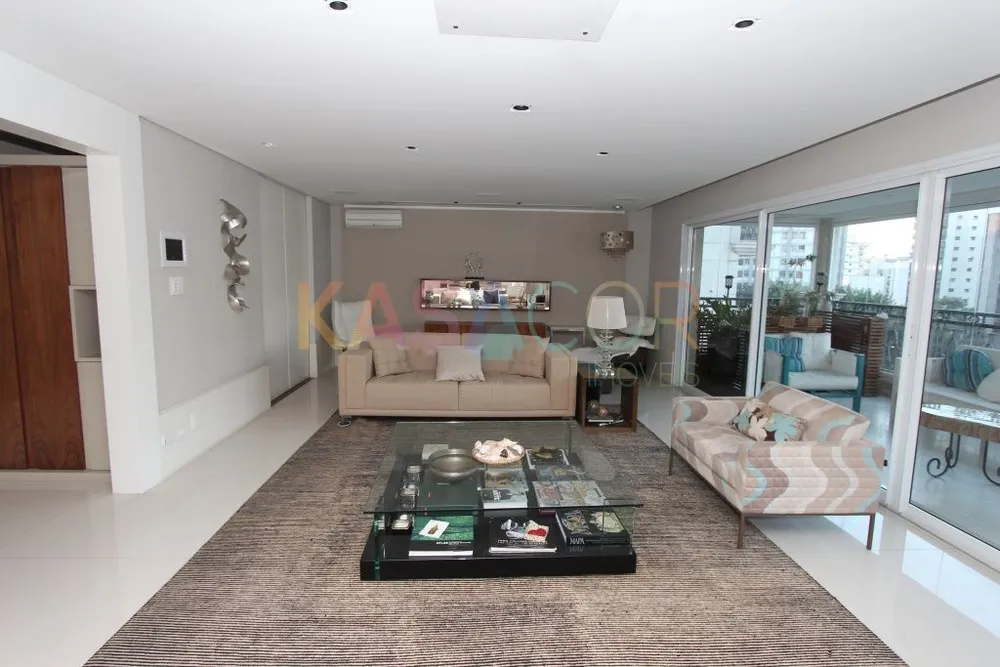 Apartamento, 4 quartos, 266 m² - Foto 1