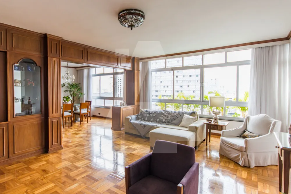 Apartamento, 3 quartos, 270 m² - Foto 1