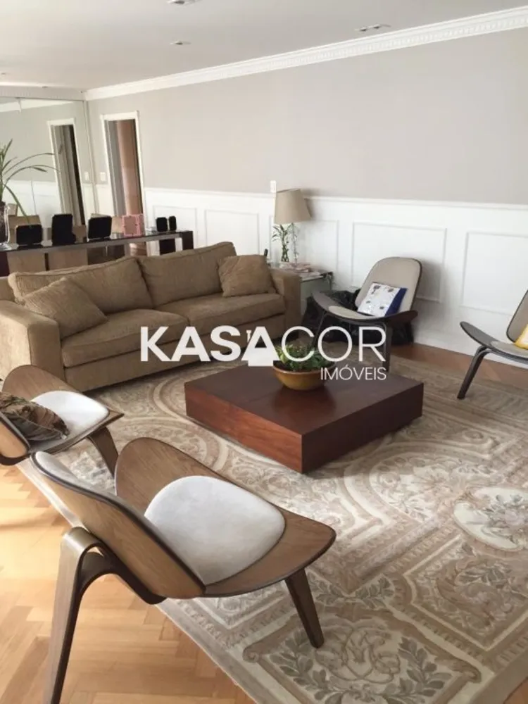 Apartamento, 3 quartos, 200 m² - Foto 1
