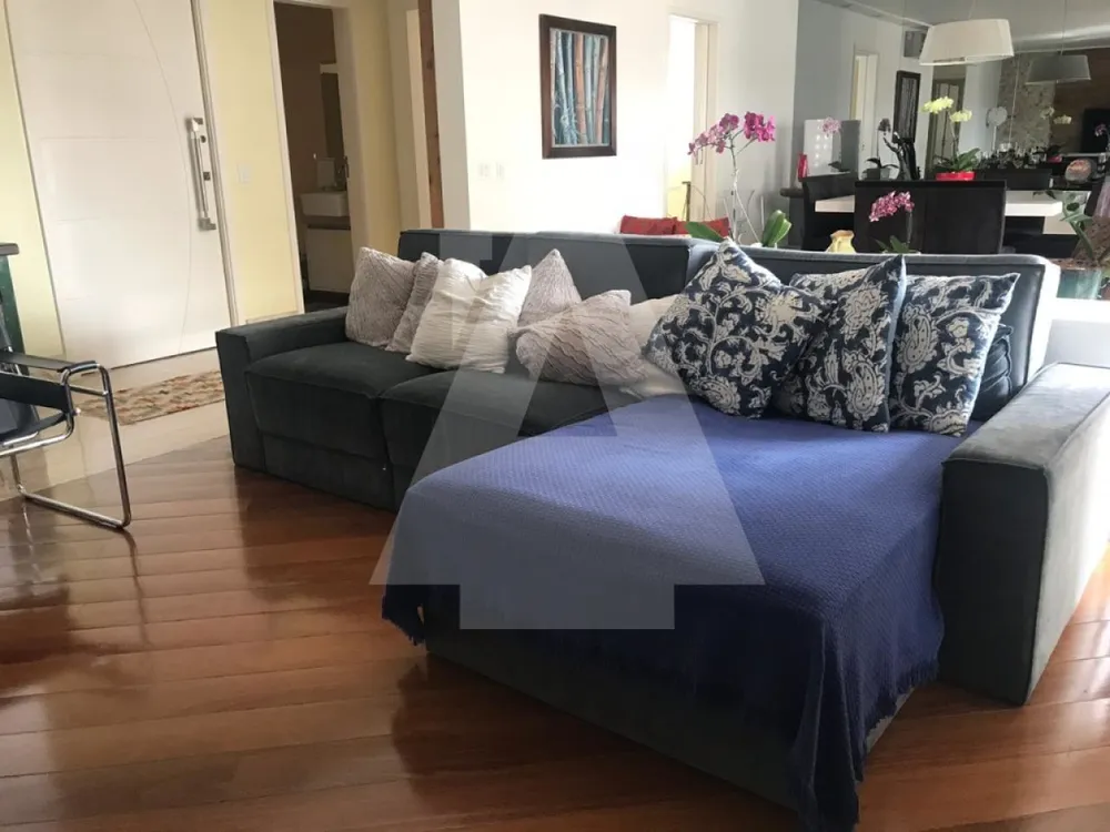 Apartamento, 3 quartos, 206 m² - Foto 1