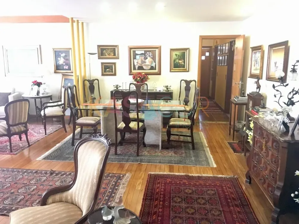 Apartamento, 3 quartos, 240 m² - Foto 1