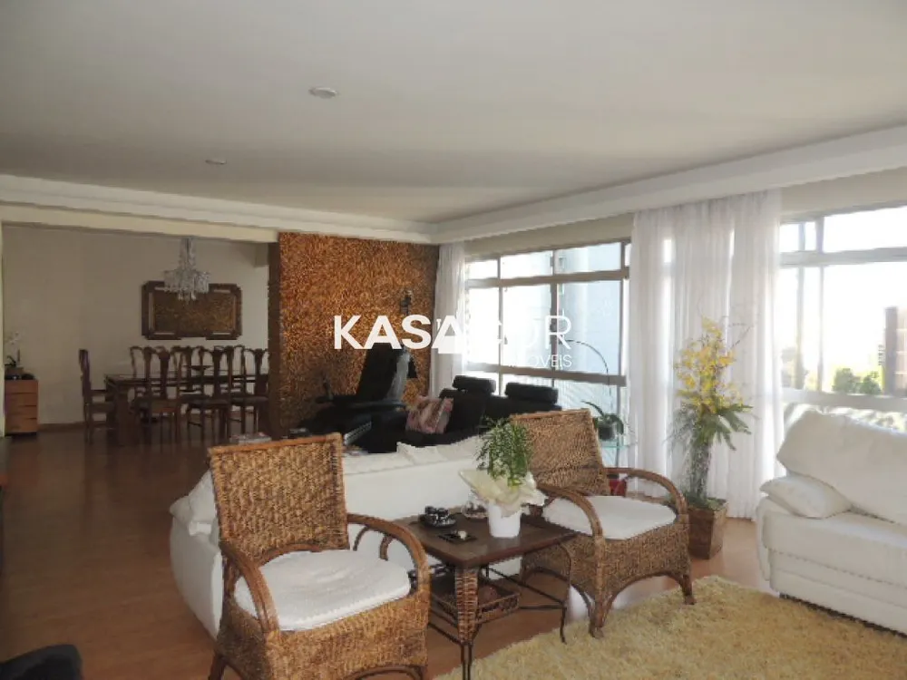Apartamento, 3 quartos, 200 m² - Foto 1