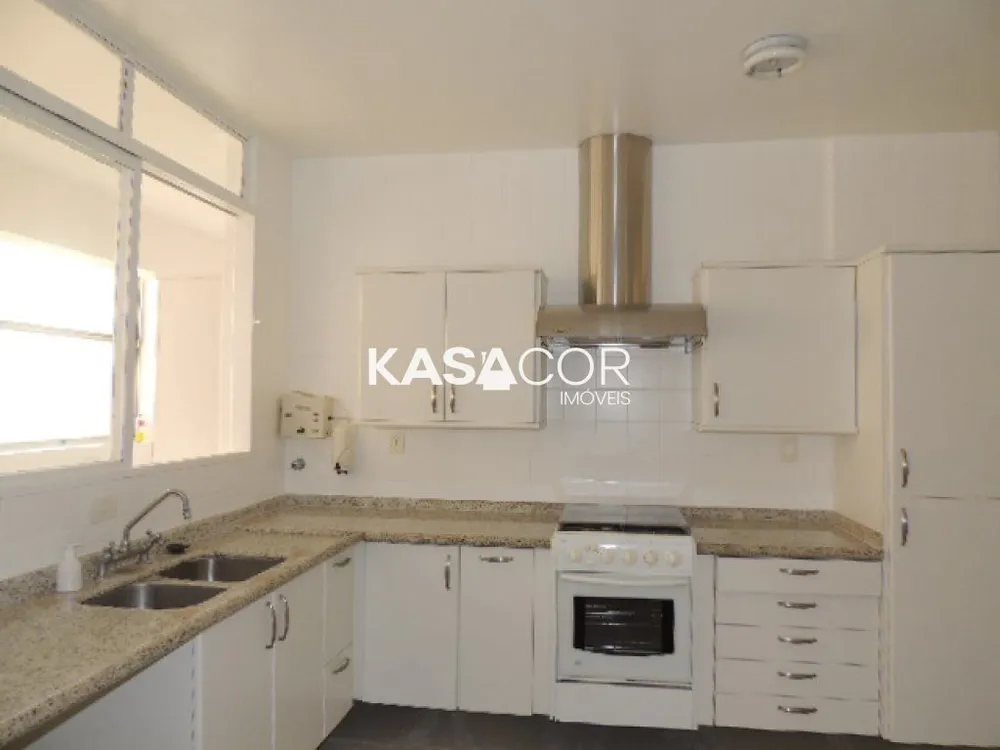 Apartamento, 3 quartos, 300 m² - Foto 1