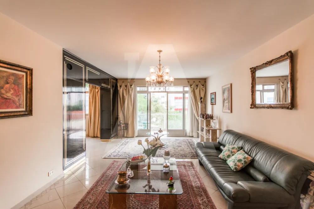Apartamento, 4 quartos, 220 m² - Foto 1