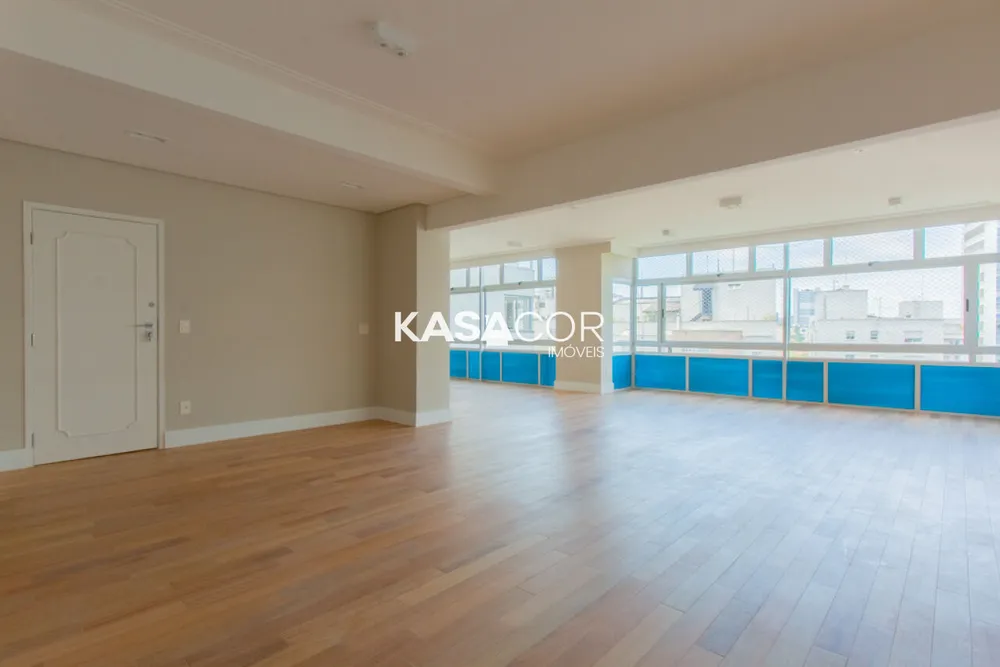 Apartamento, 3 quartos, 210 m² - Foto 1