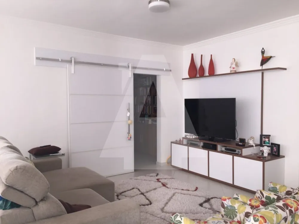 Apartamento, 3 quartos, 183 m² - Foto 1