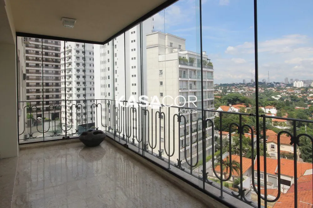 Apartamento, 4 quartos, 220 m² - Foto 1