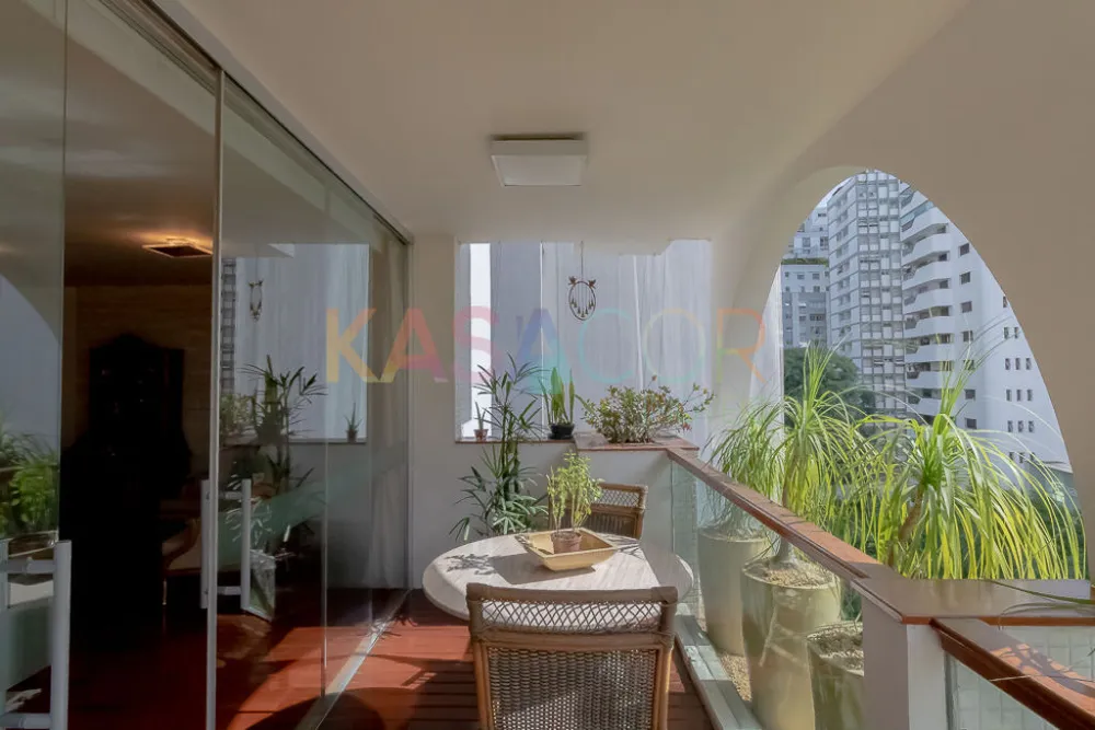Apartamento, 3 quartos, 240 m² - Foto 4