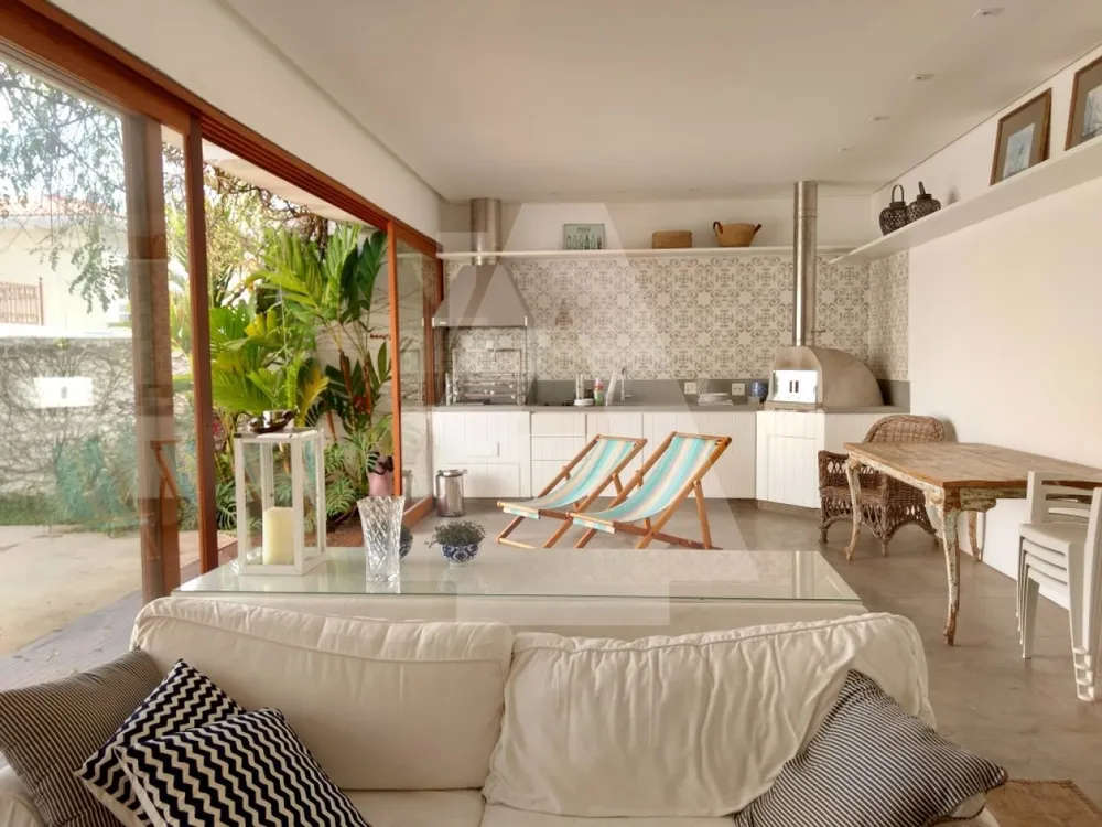 Casa, 3 quartos, 300 m² - Foto 1