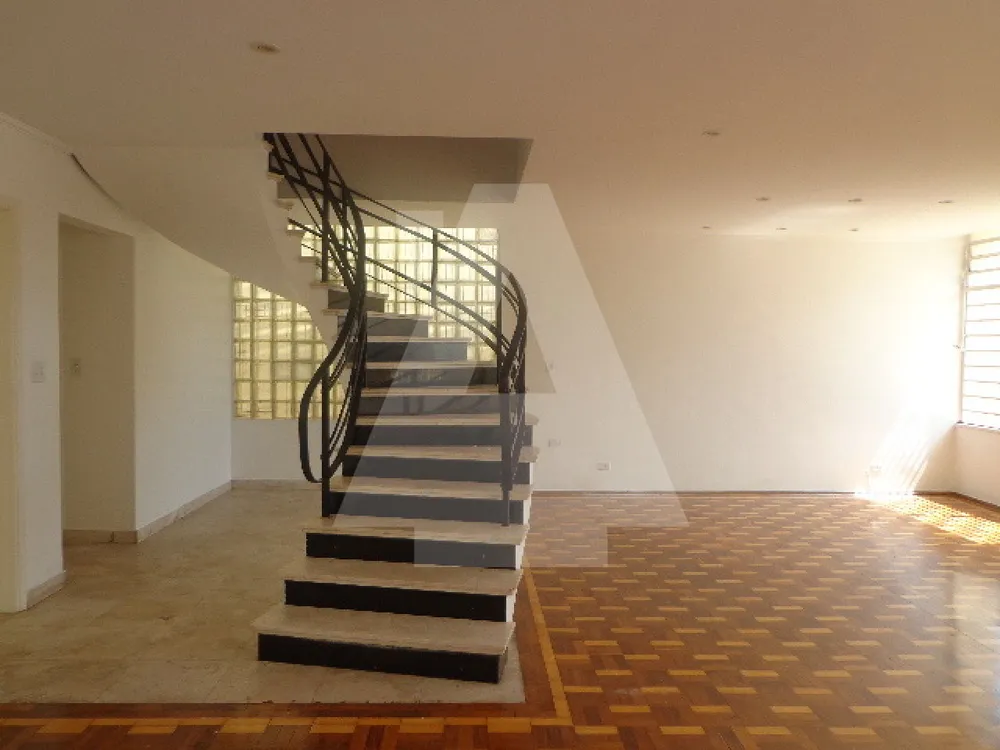 Sobrado, 4 quartos, 360 m² - Foto 1
