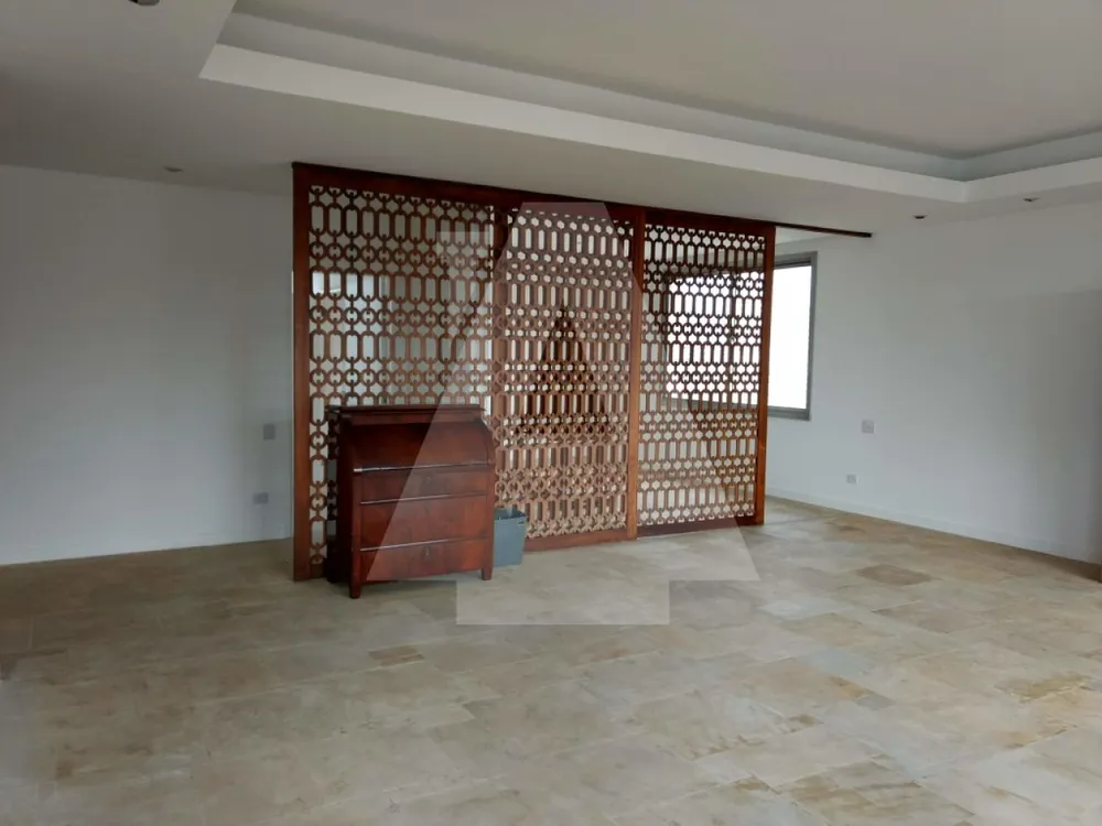 Apartamento, 3 quartos, 243 m² - Foto 2